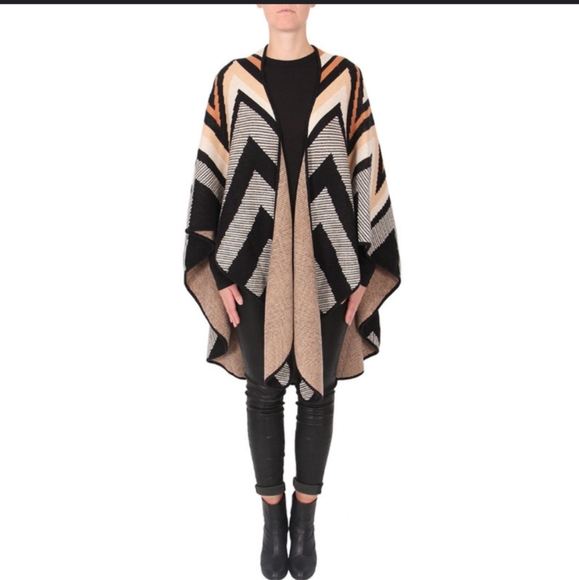 Mara Hoffman Knit Cape - Picture 2 of 7